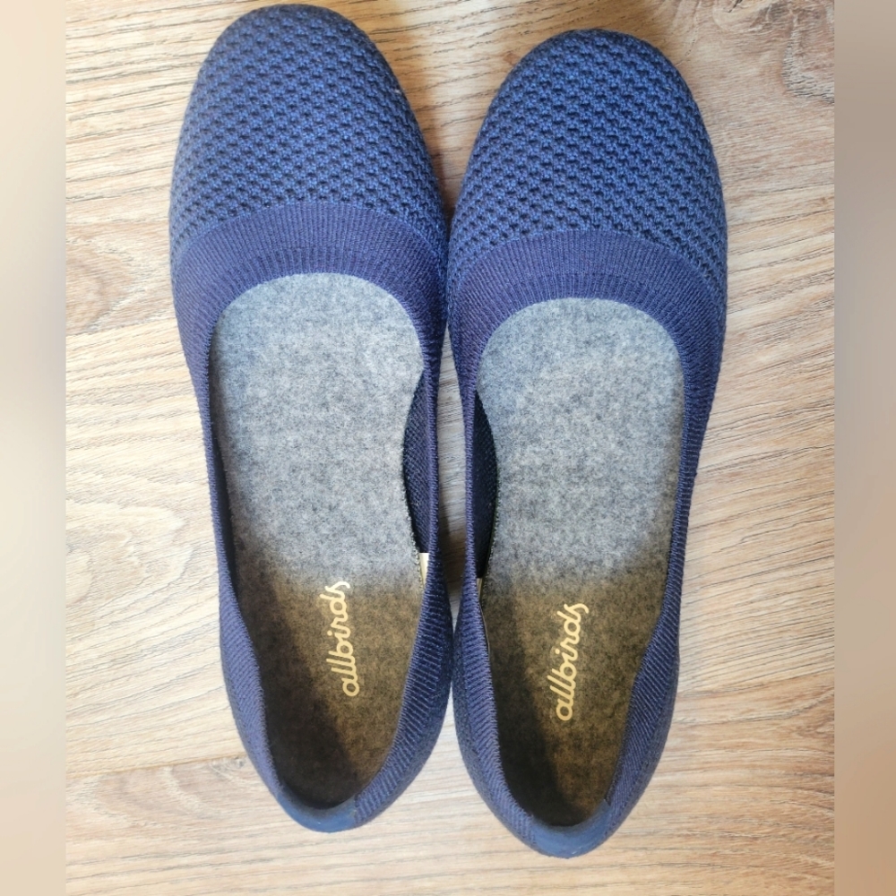 Allbirds breezers flats navy blue color size 5